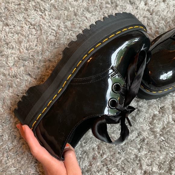 VINTAGE DOC MARTENS LOW TOP - Picture 3 of 8